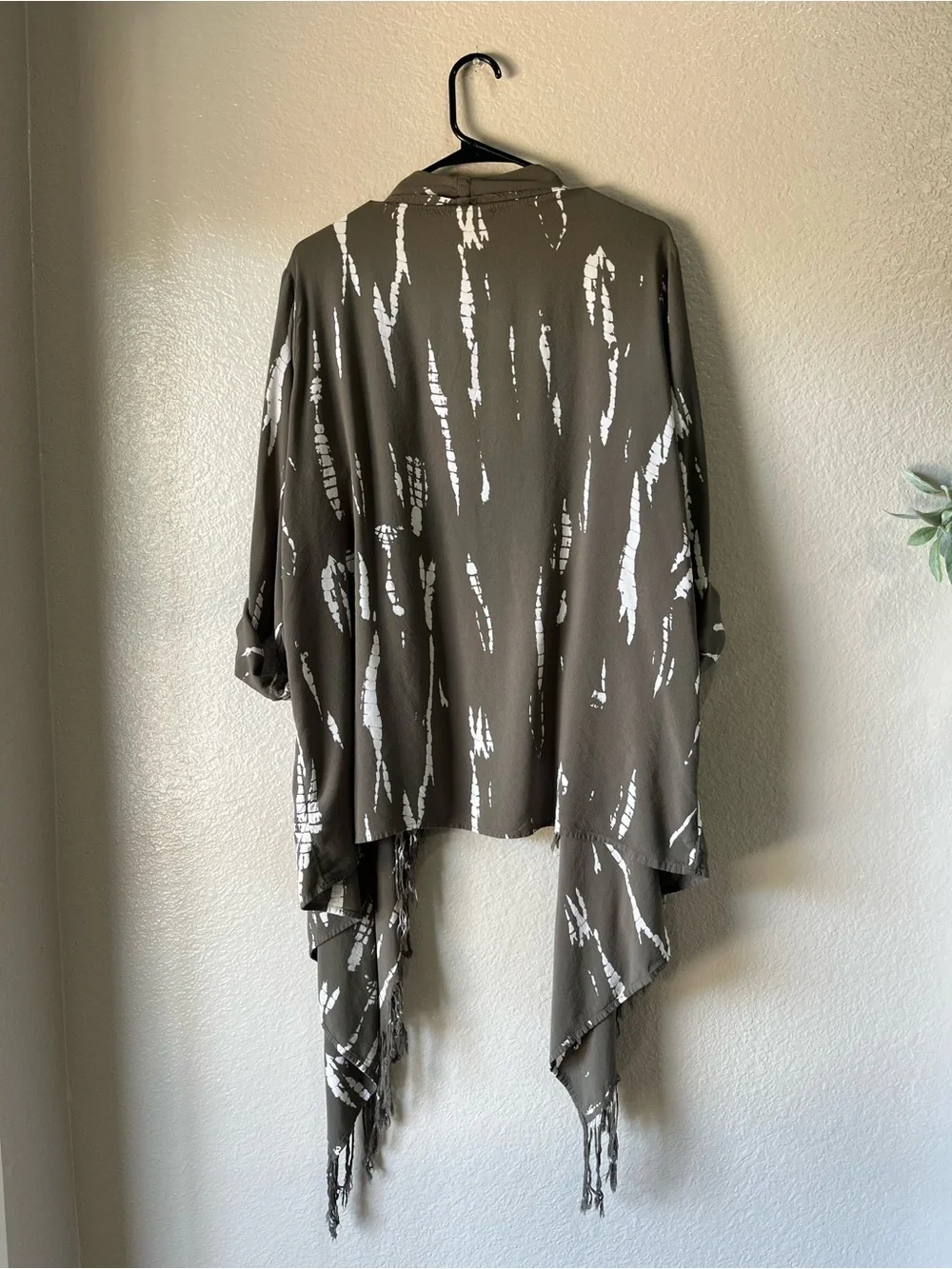 Knox Rose Olive White Fringe Open Cardigan Sz XXL Boho Flowy Fringe Chic